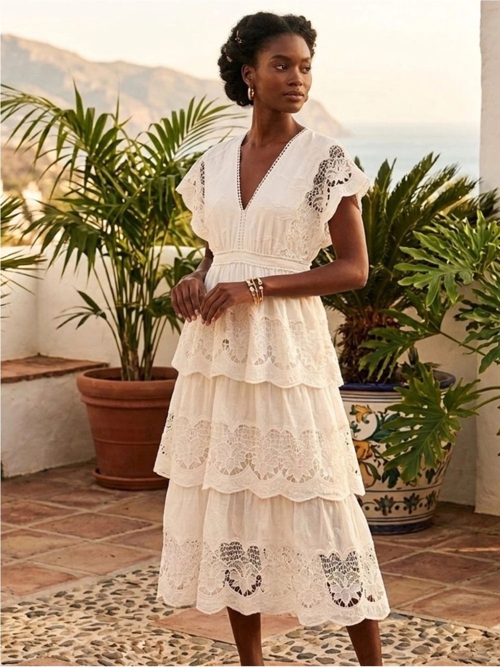 FARM Rio Cream Tiered Lace Midi Dress